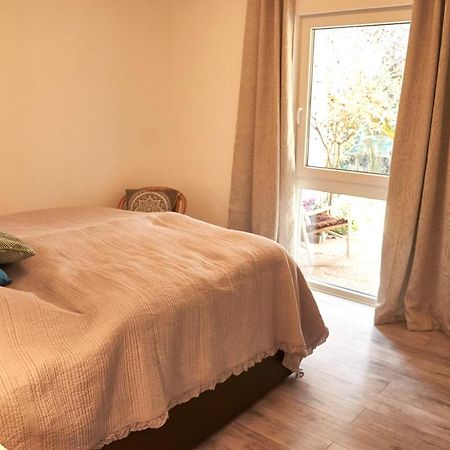 Schoenes Appartement In Meerbusch Am Buschend Екстериор снимка