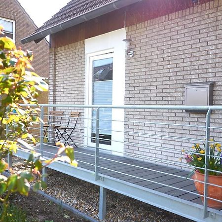 Schoenes Appartement In Meerbusch Am Buschend Екстериор снимка